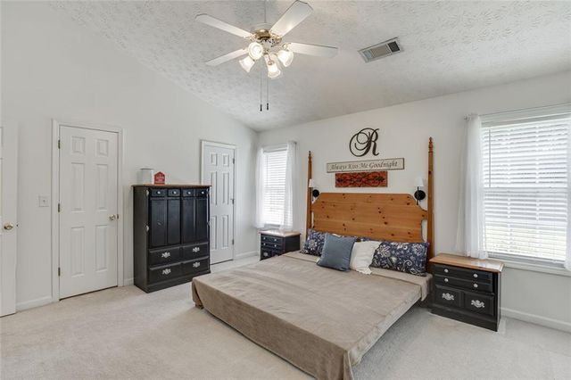 2712 Bogan Creek Drive, Buford, GA 30519