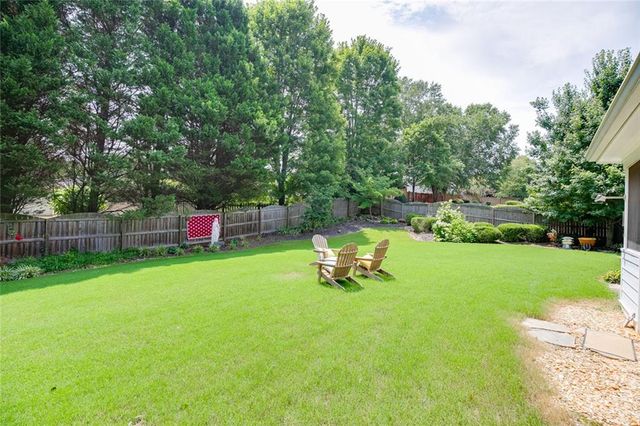2712 Bogan Creek Drive, Buford, GA 30519