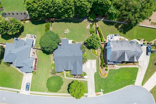 2712 Bogan Creek Drive, Buford, GA 30519