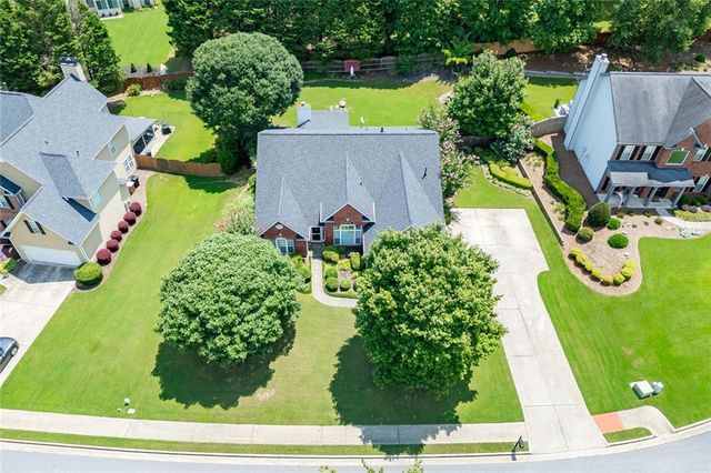 2712 Bogan Creek Drive, Buford, GA 30519