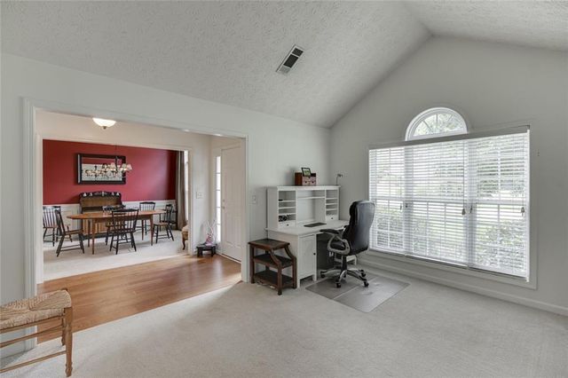 2712 Bogan Creek Drive, Buford, GA 30519