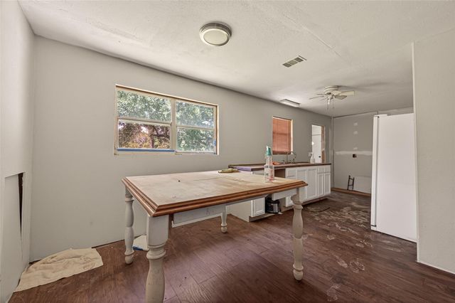 25080 Lakeshore Drive, Splendora, TX 77372