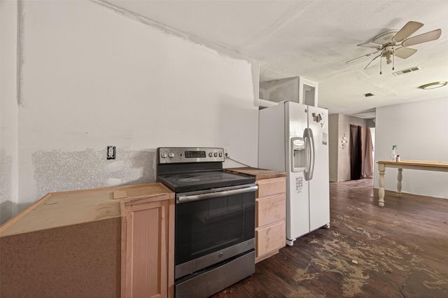 25080 Lakeshore Drive, Splendora, TX 77372