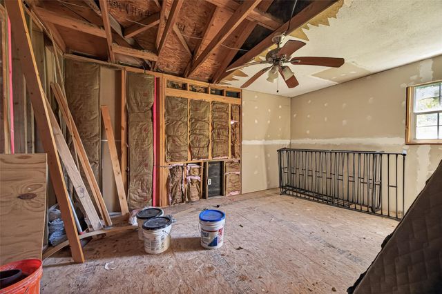 25080 Lakeshore Drive, Splendora, TX 77372