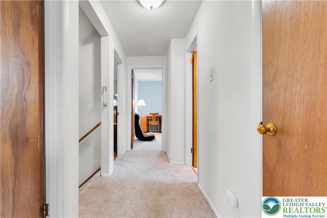 2126 Herbert Drive, Bethlehem City, PA 18018