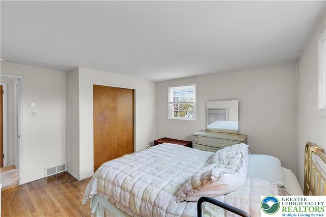 2126 Herbert Drive, Bethlehem City, PA 18018