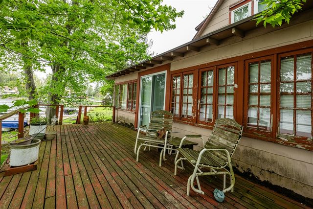 5615 Benson Terrace, Coloma, MI 49038