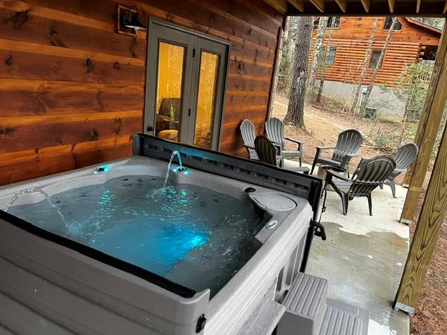 331 Vineyard Creek Way, Murphy, NC 28906