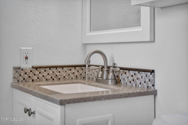905 W Long Street, Carson City, NV 89703