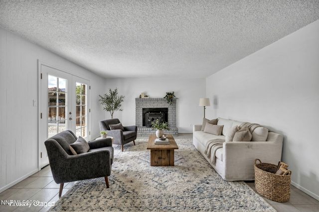 905 W Long Street, Carson City, NV 89703