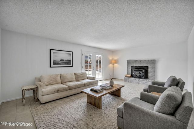 905 W Long Street, Carson City, NV 89703