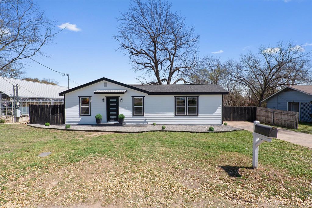 901 church ST N, Georgetown, TX 78626