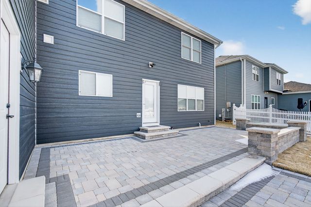 24428 S St Paul Avenue, Channahon, IL 60410