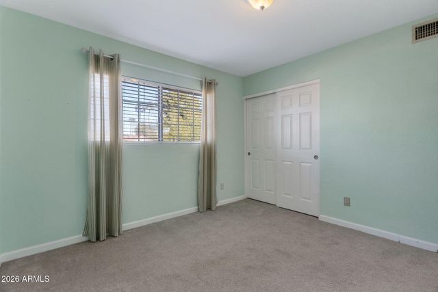 6719 W MCRAE Way, Glendale, AZ 85308