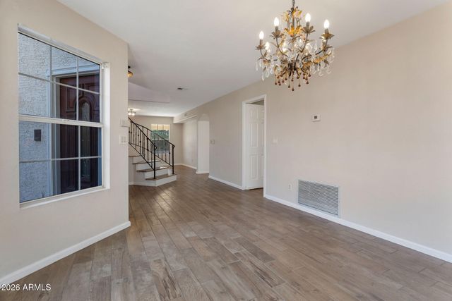 6719 W MCRAE Way, Glendale, AZ 85308