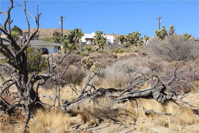 68 Ventura, Yucca Valley, CA 92284