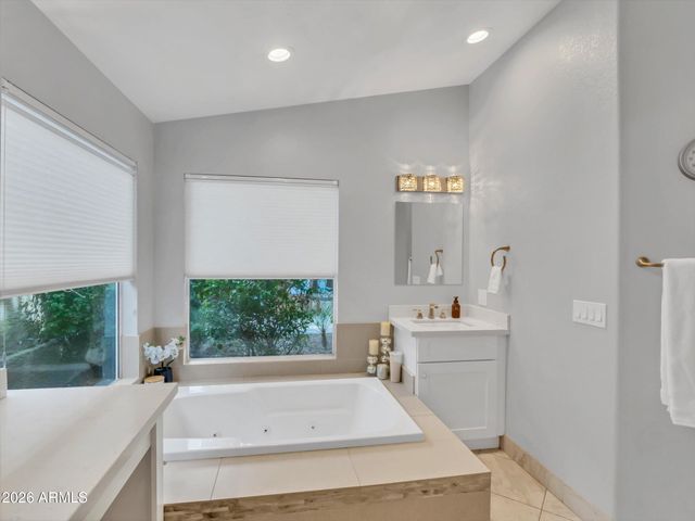 14815 S 13TH Place, Phoenix, AZ 85048