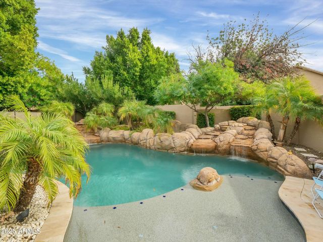 14815 S 13TH Place, Phoenix, AZ 85048