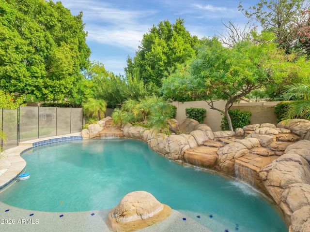 14815 S 13TH Place, Phoenix, AZ 85048