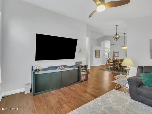 14815 S 13TH Place, Phoenix, AZ 85048