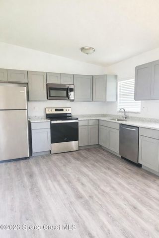 135 Roosevelt Avenue 135b, Cocoa Beach, FL 32931