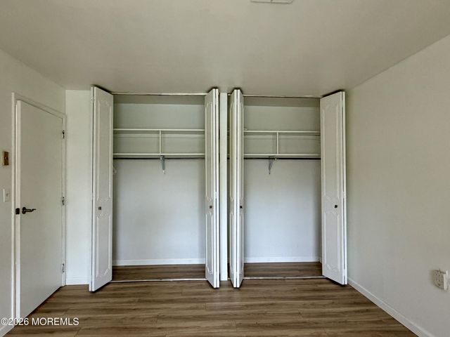 866C Inverness Court, Lakewood, NJ 08701