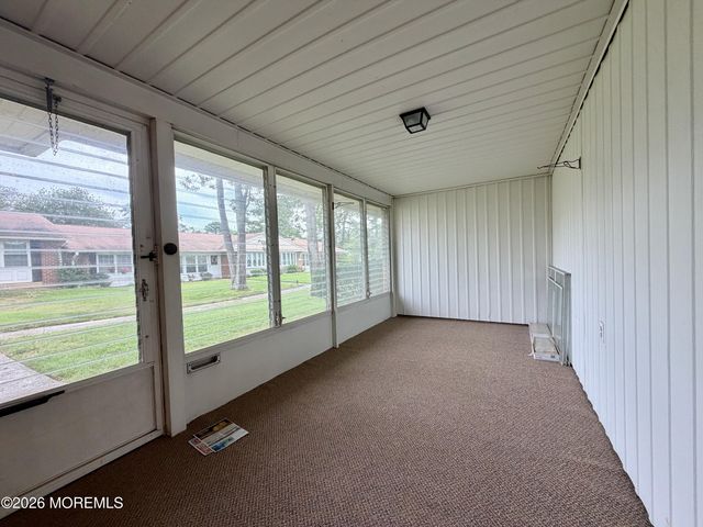 866C Inverness Court, Lakewood, NJ 08701
