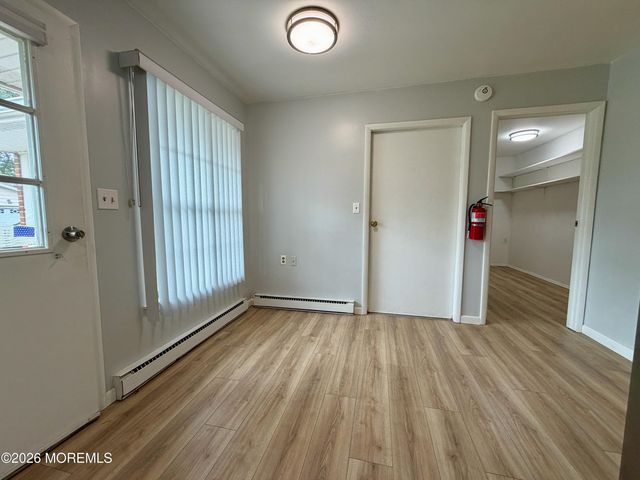866C Inverness Court, Lakewood, NJ 08701