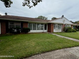 866C Inverness Court, Lakewood, NJ 08701