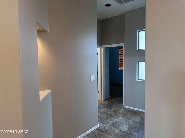 7501 S Woodbury Grove Drive, Tucson, AZ 85757