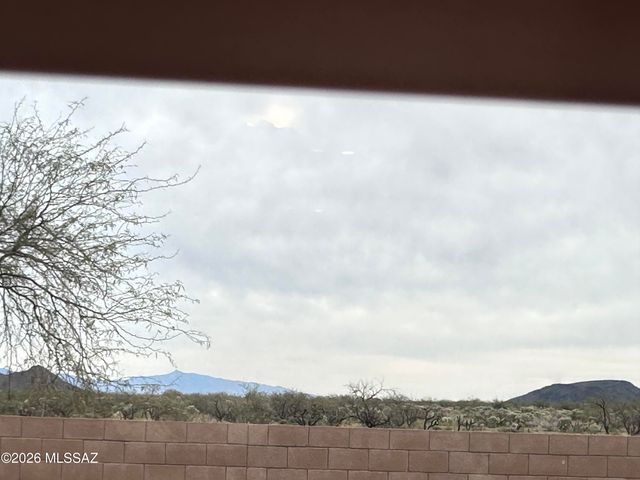 7501 S Woodbury Grove Drive, Tucson, AZ 85757