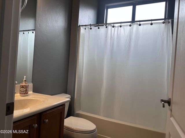 7501 S Woodbury Grove Drive, Tucson, AZ 85757