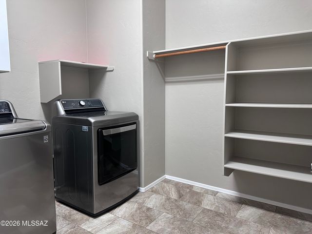 7501 S Woodbury Grove Drive, Tucson, AZ 85757