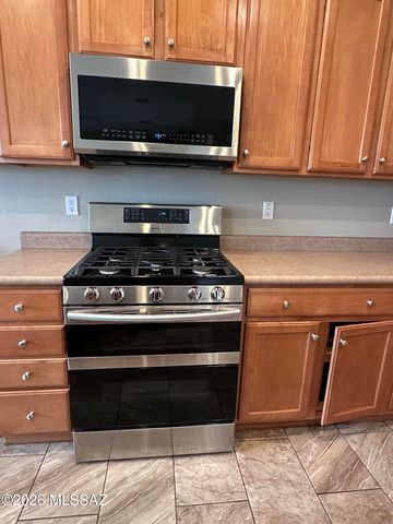 7501 S Woodbury Grove Drive, Tucson, AZ 85757