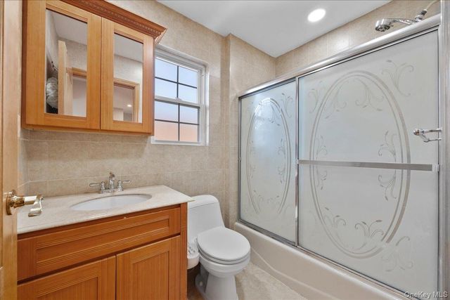 8132 265th Street, Glen Oaks, NY 11004