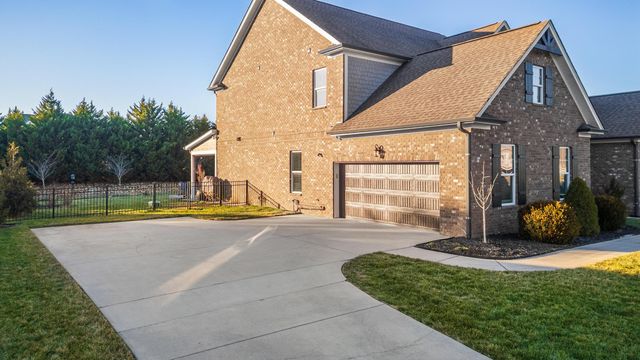 8083 Transom Circle, Ooltewah, TN 37363