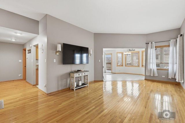 15411 98th Avenue, Dyer, IN 46311