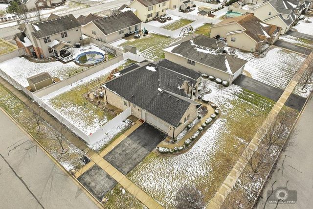 15411 98th Avenue, Dyer, IN 46311