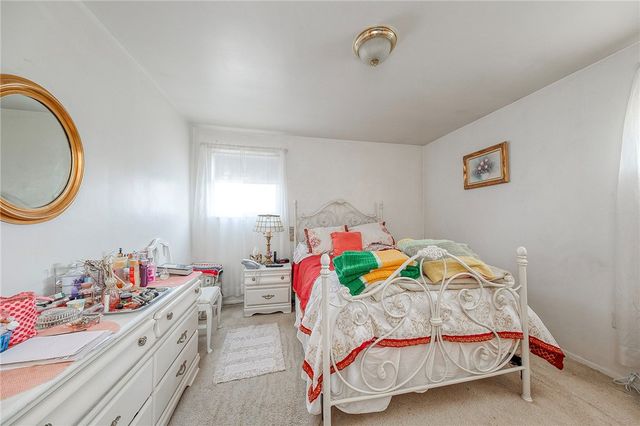 923 Locust Street, Coraopolis, PA 15108