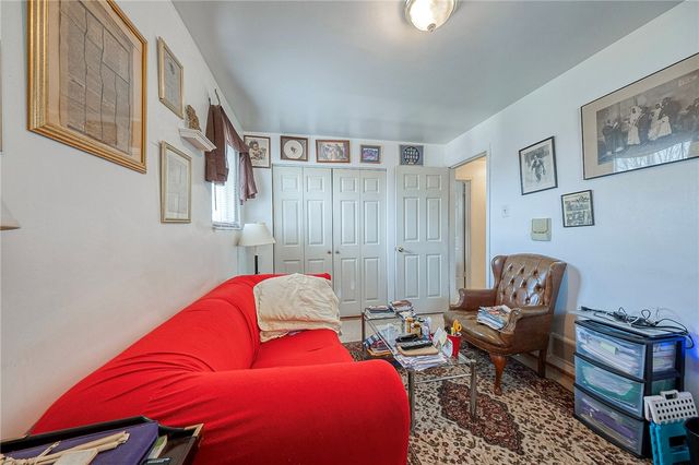 923 Locust Street, Coraopolis, PA 15108