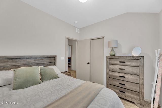 11632 Flor Achillea, Socorro, TX 79927