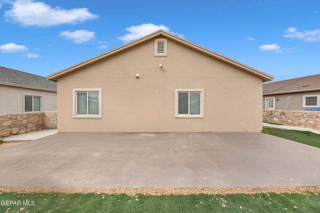 11632 Flor Achillea, Socorro, TX 79927