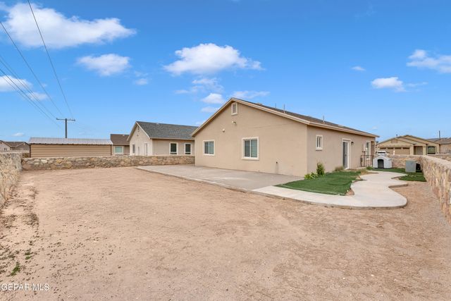 11632 Flor Achillea, Socorro, TX 79927