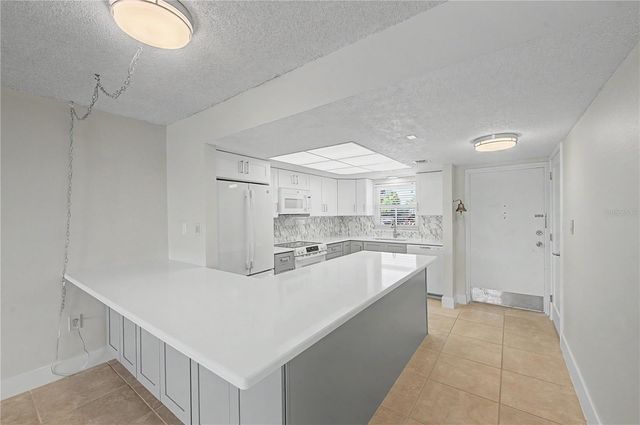 9 FORBES PLACE 108, Dunedin, FL 34698