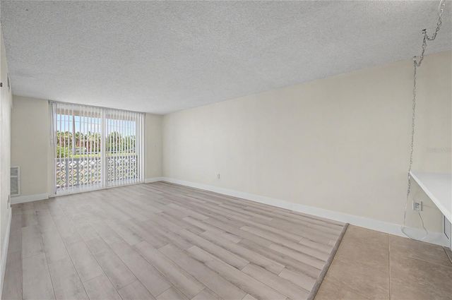 9 FORBES PLACE 108, Dunedin, FL 34698