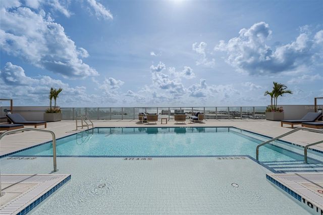5713 BOWEN DANIEL 903, Tampa, FL 33616