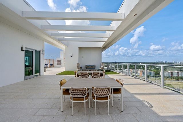 5713 BOWEN DANIEL 903, Tampa, FL 33616