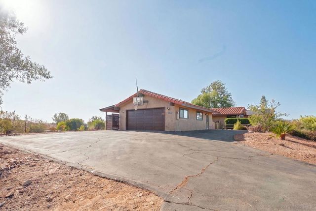 30138 Disney Lane, Vista, CA 92084
