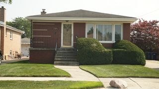 2949 W 100th Street, Evergreen Park, IL 60805