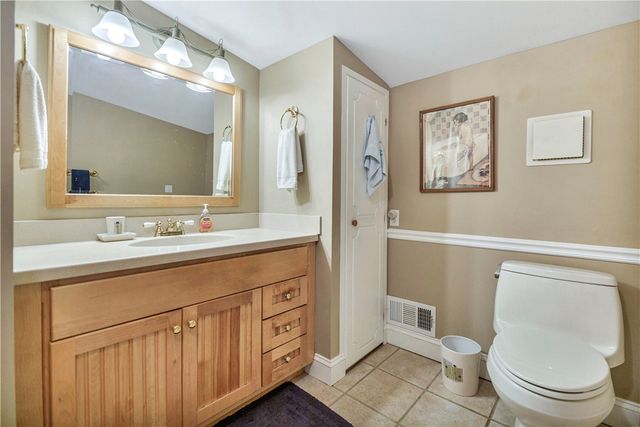 1100 Cherokee Road, Townville, SC 29689